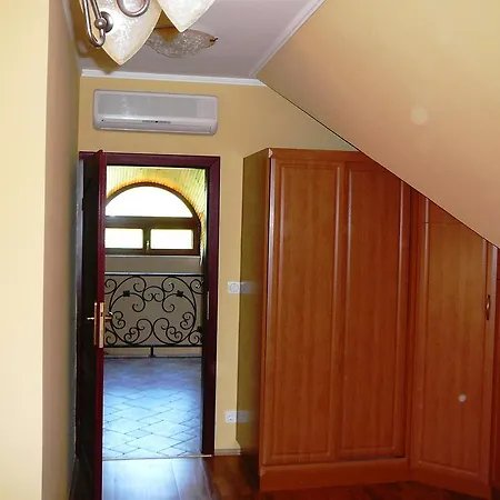 Nyugalom Szigete Vendeghaz Penzion *