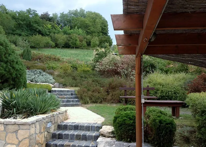 Pensjonat Nyugalom Szigete Vendeghaz