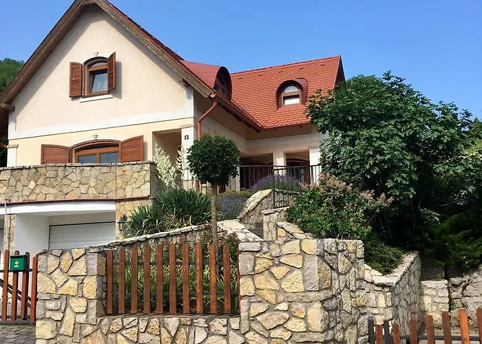 Pensjonat Nyugalom Szigete Vendeghaz Szigliget